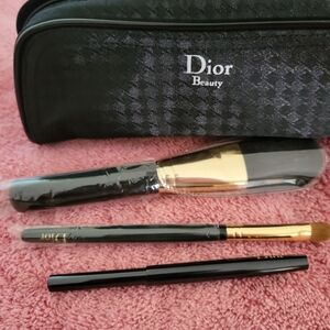 Dior Makeup pouch with 2 brushes and One eye liner kit